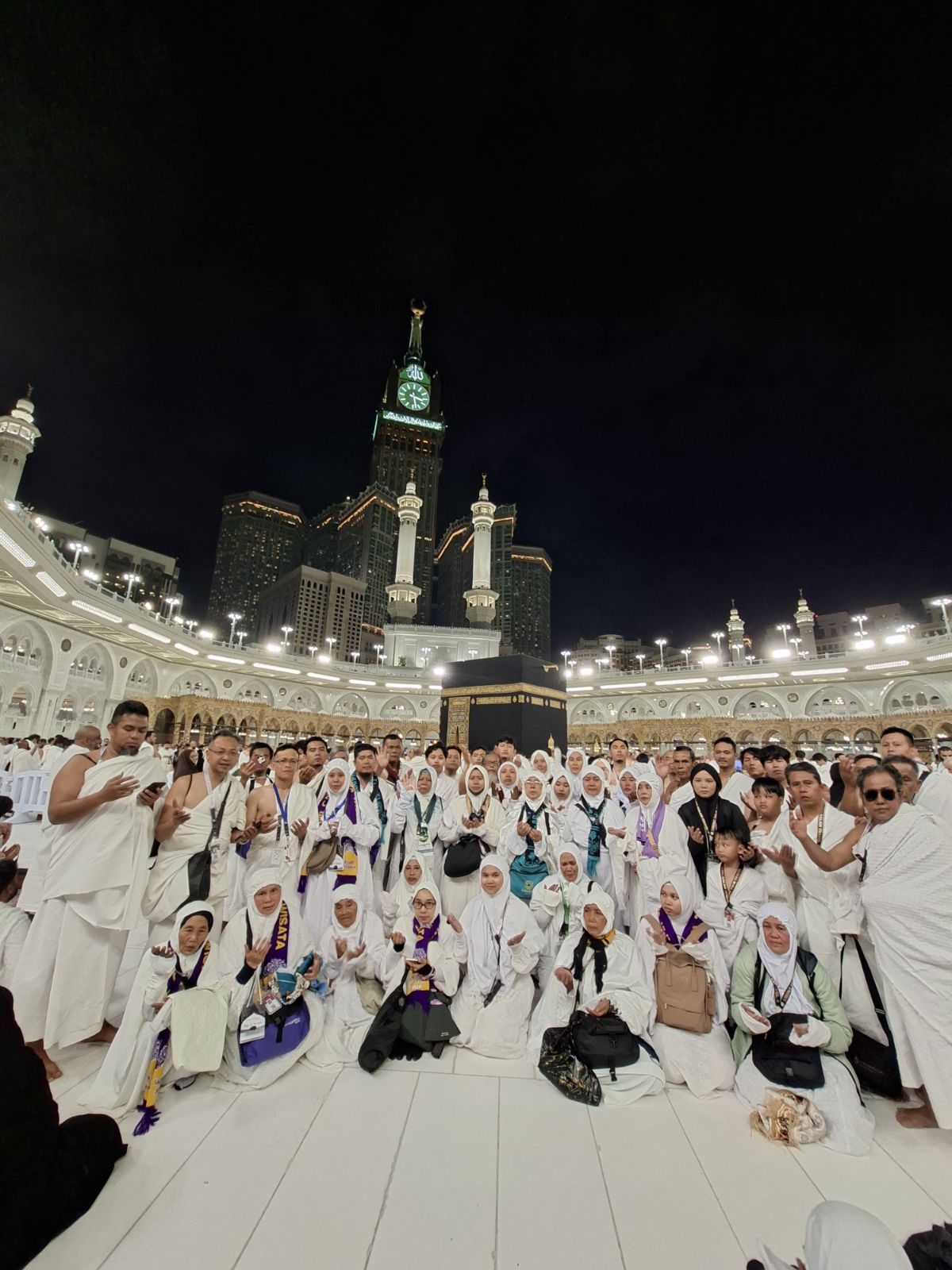 Program Umroh Promo 12 Hari VronTour Berjalan Lancar, Jamaah Dijadwalkan Pulang Sesuai Agenda - Foto 2