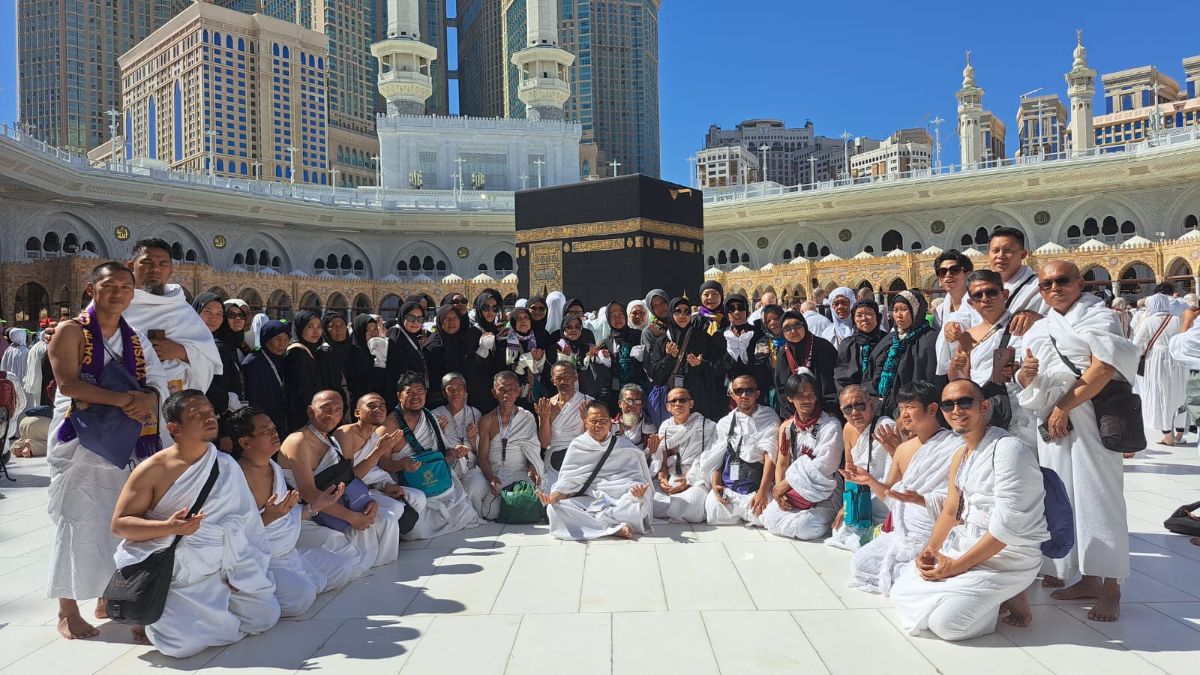 Program Umroh Promo 12 Hari VronTour Berjalan Lancar, Jamaah Dijadwalkan Pulang Sesuai Agenda - Foto 3