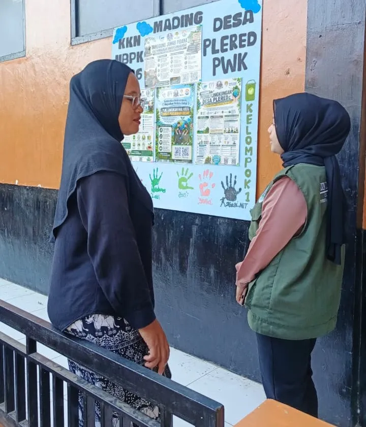 教育邮报和 Plered Village 网站：UBP Karawang KKN 学生在保持环境清洁方面取得的突破 - Foto 3