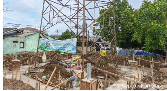Lingkungan Kumuh dan Tiang Terancam Roboh, Proyek SUTT Gading Elok Tak Kunjung Rampung