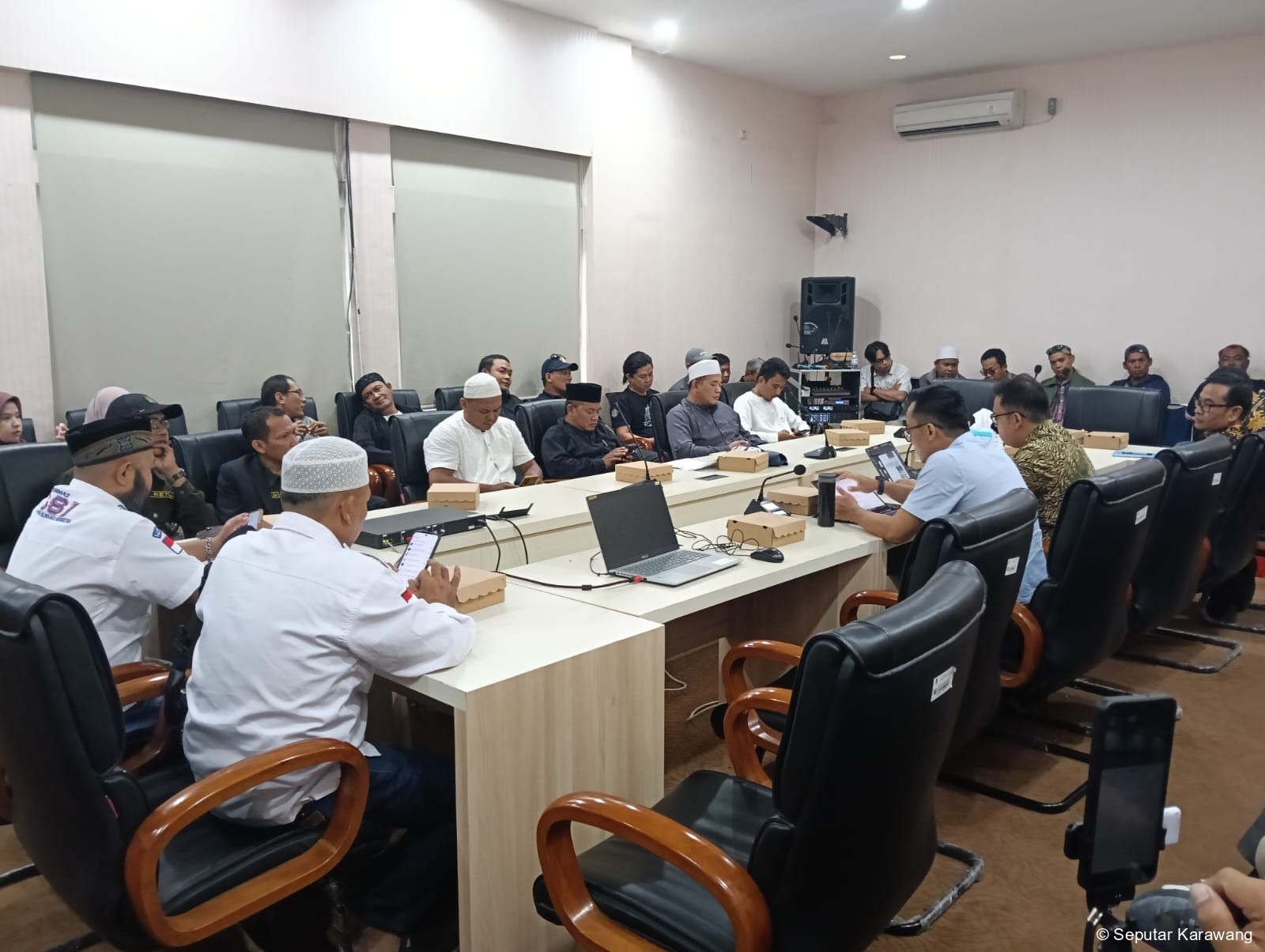 Skandal Izin Theatre Night Mart Karawang: TPA Bongkar Kejanggalan Teknis Bangunan, Ulama dan Ormas Islam Desak Segel Permanen!