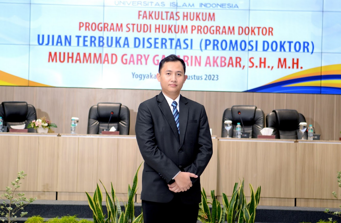 Dr. Gary Gagarin, S.H., M.H.