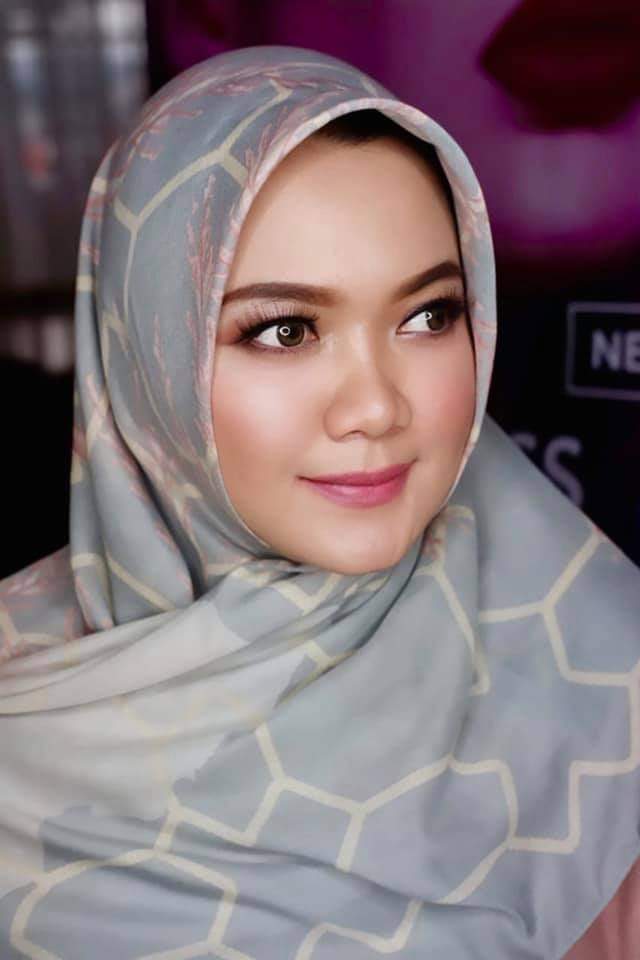 Hj. Gina Fadlia Swara, S.E., MM.